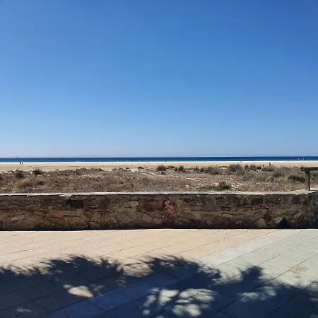 La Tortuga I, Encantador Con Garaje En Primera Linea De Playa 塔里法